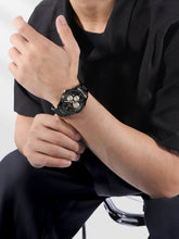 Load image into Gallery viewer, Naviforce 8076 – Obsidian Command Chronograph Men’s Wrist Watch
