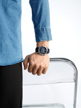 Load image into Gallery viewer, NAVIFORCE NF 8082L Midnight Chrono Men's Blue Chronograph Watch
